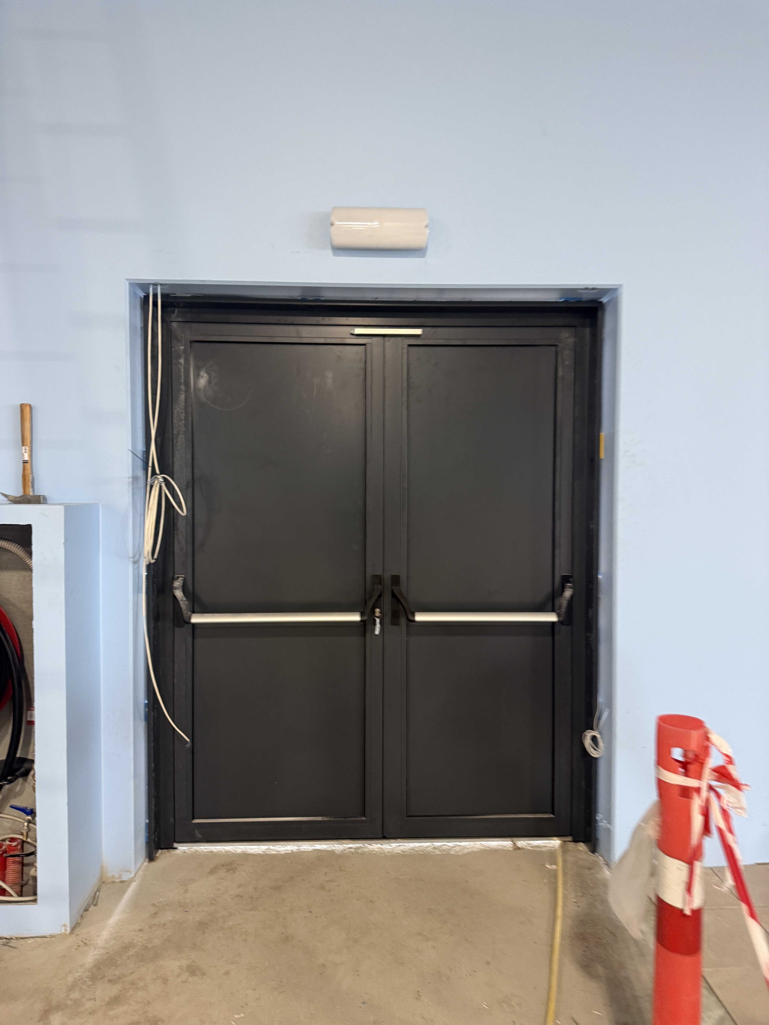 Professionel udskiftning af dobbeltsidet branddør i Fredericia